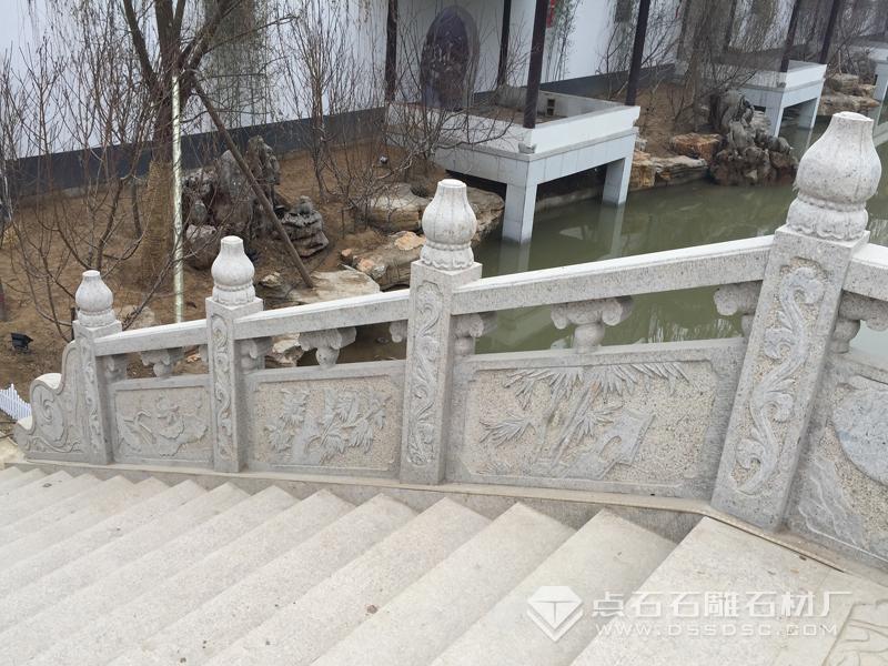 石雕欄桿的價(jià)格